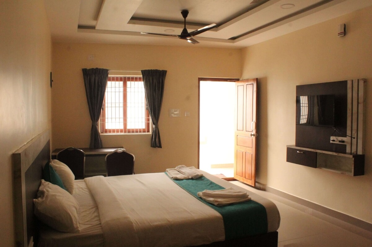 Room image 1